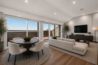 771 Harrison Ave. PH12, Boston, MA 02118