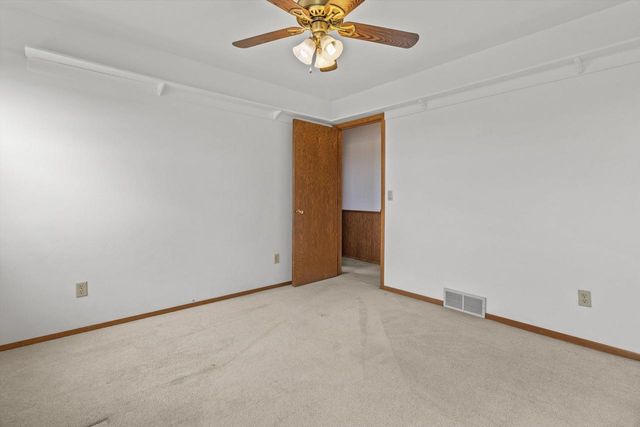 6066 Blaska Drive, Sun Prairie, WI 53590