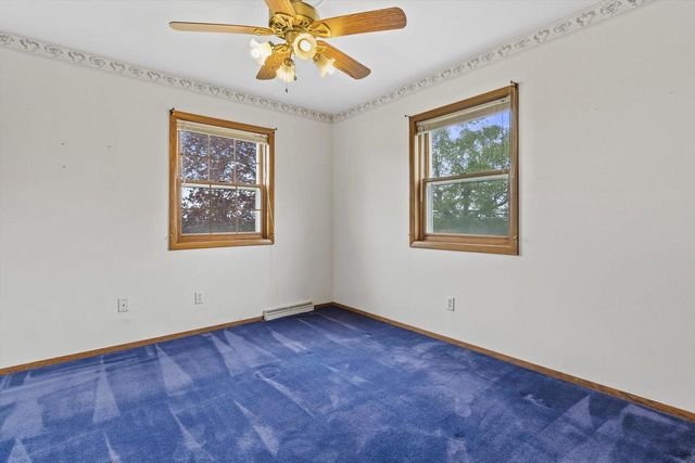 6066 Blaska Drive, Sun Prairie, WI 53590