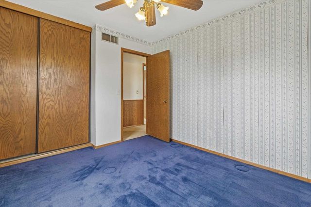 6066 Blaska Drive, Sun Prairie, WI 53590