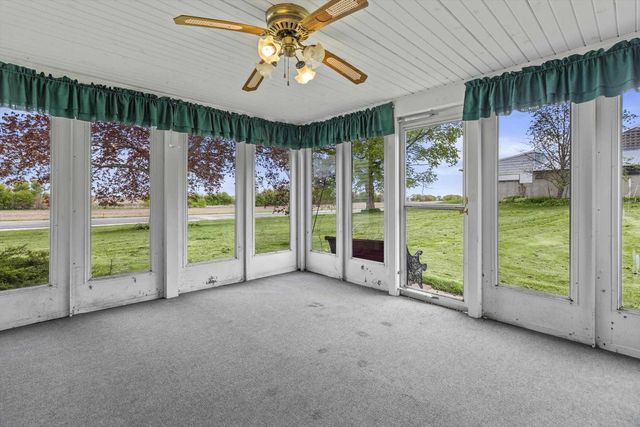 6066 Blaska Drive, Sun Prairie, WI 53590