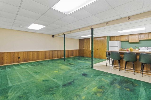 6066 Blaska Drive, Sun Prairie, WI 53590