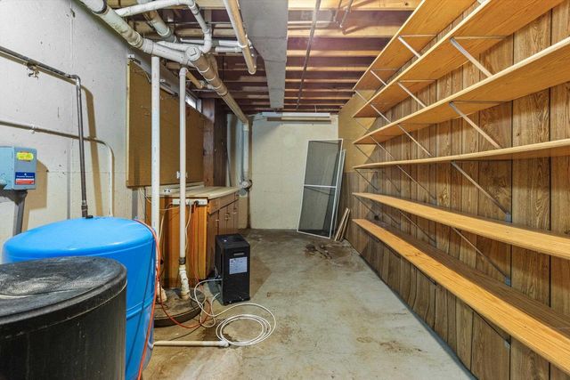 6066 Blaska Drive, Sun Prairie, WI 53590