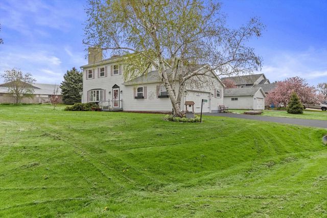 6066 Blaska Drive, Sun Prairie, WI 53590