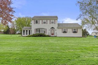 6066 Blaska Drive, Sun Prairie, WI 53590