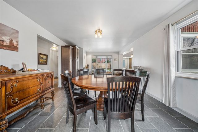 811 Spring St, Latrobe, PA 15650