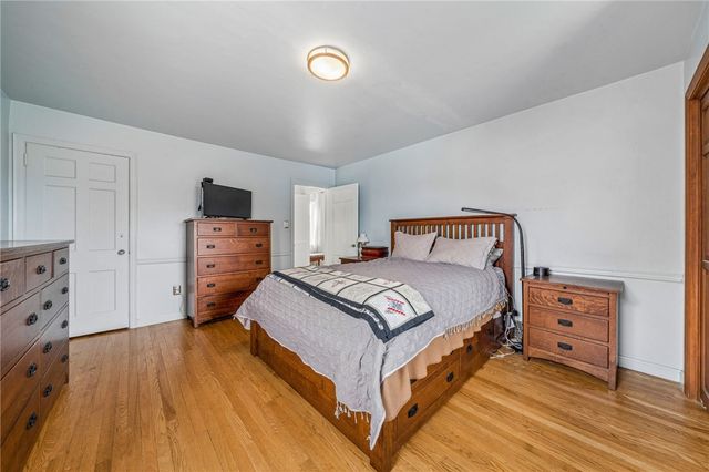 811 Spring St, Latrobe, PA 15650