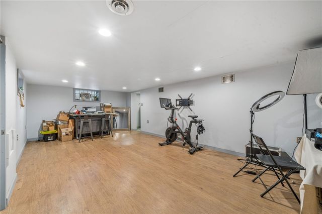 811 Spring St, Latrobe, PA 15650