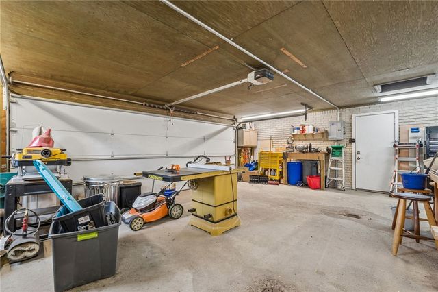 811 Spring St, Latrobe, PA 15650