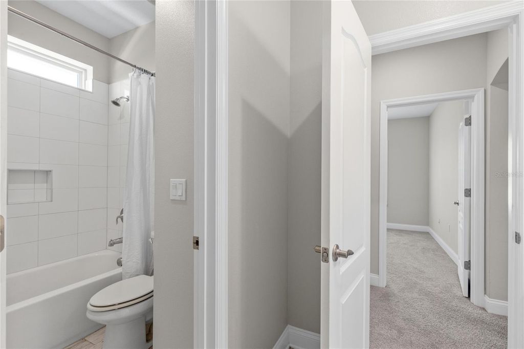 Image 19 of property listing at 9051 SPERRY STREET, Orlando, FL 32827