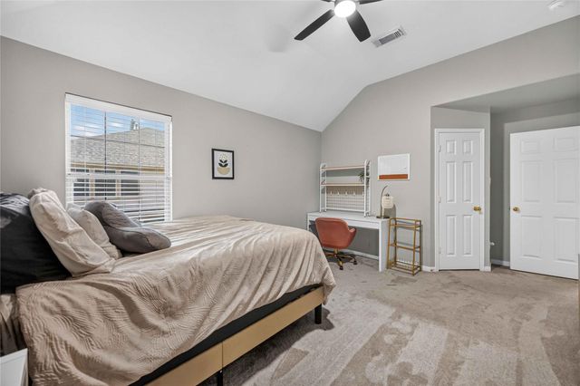5504 Park Thicket Lane, Rosharon, TX 77583