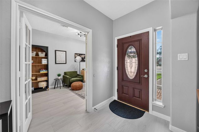 5504 Park Thicket Lane, Rosharon, TX 77583