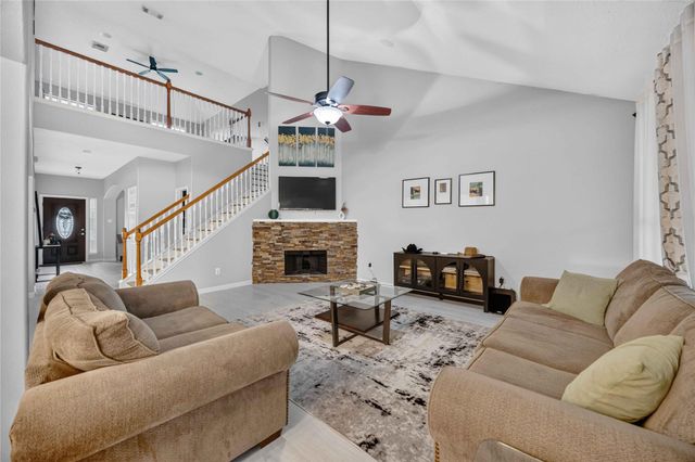 5504 Park Thicket Lane, Rosharon, TX 77583