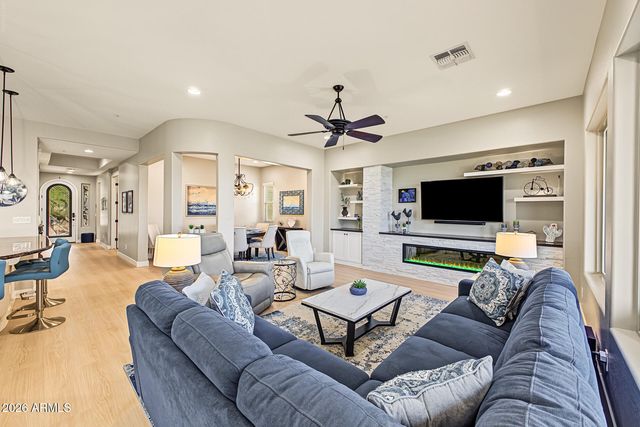 12951 W DOMINO Drive, Peoria, AZ 85383