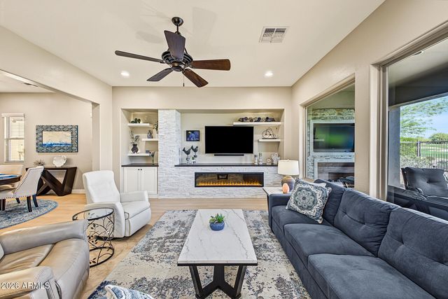 12951 W DOMINO Drive, Peoria, AZ 85383