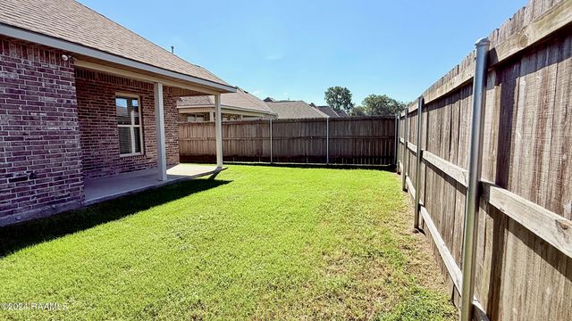 108 Valcour Place, Youngsville, LA 70592