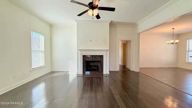 108 Valcour Place, Youngsville, LA 70592