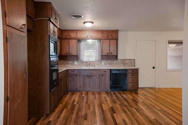 2507 SE 13th Street, Mineral Wells, TX 76067