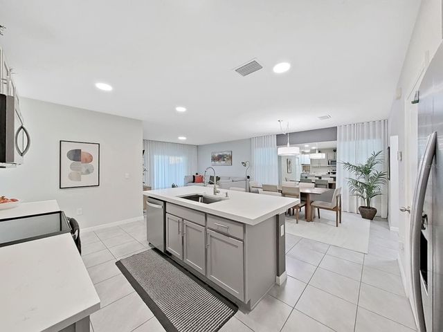 33937 JASPER STONE DRIVE, Wesley Chapel, FL 33543