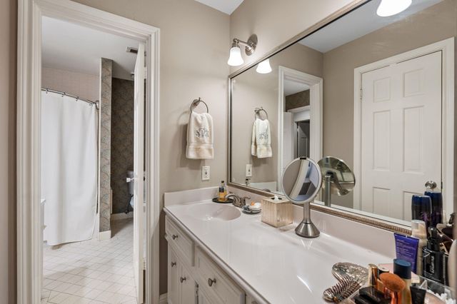9458 Briar Forest Drive, Houston, TX 77063
