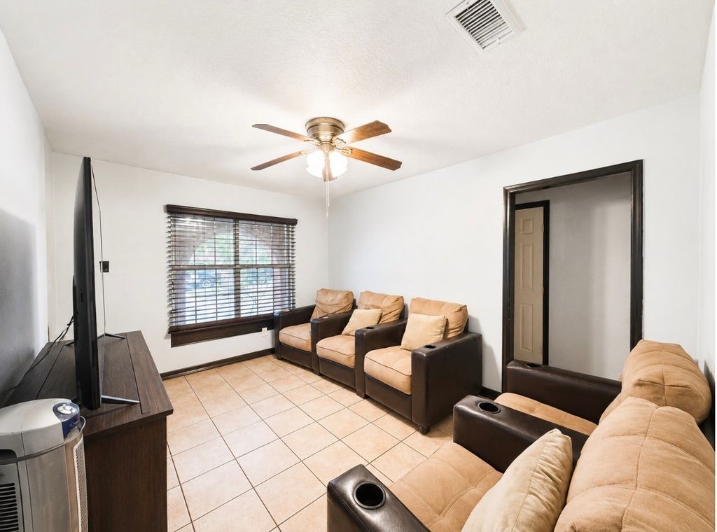 4408 Hunter Street, Haltom City, TX 76117 — photo 3
