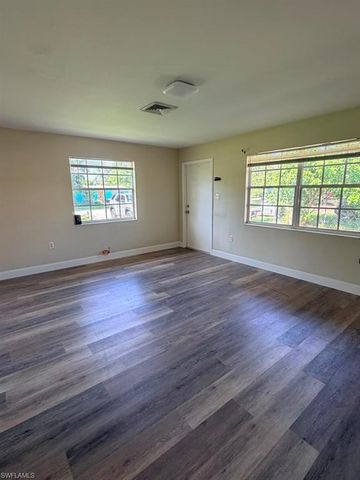 3080 Linwood AVE, Naples, FL 34112