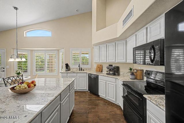 1466 E SPUR Avenue, Gilbert, AZ 85296