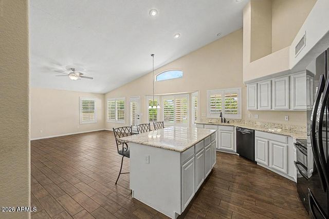 1466 E SPUR Avenue, Gilbert, AZ 85296