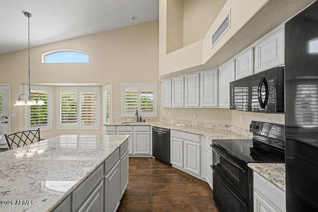 1466 E SPUR Avenue, Gilbert, AZ 85296