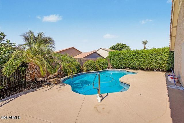 1466 E SPUR Avenue, Gilbert, AZ 85296