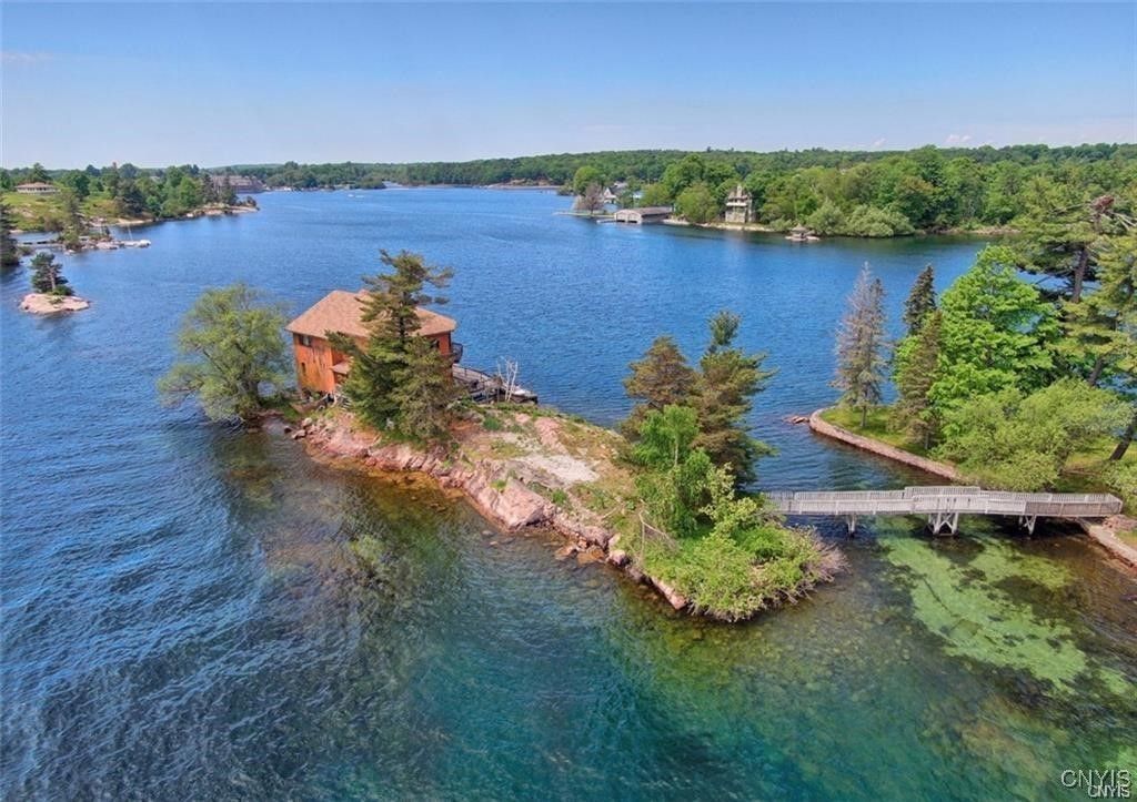 1 St Marys, Alexandria, NY 13607