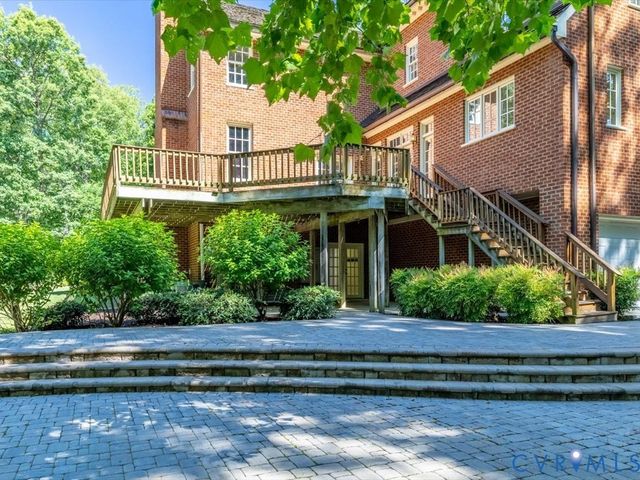 360 Flag Station Rd, Richmond, VA 23238