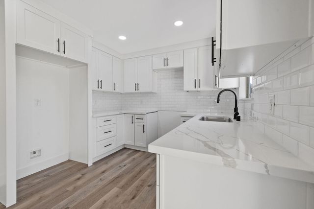 444 E Citrus Drive, Farmersville, CA 93223