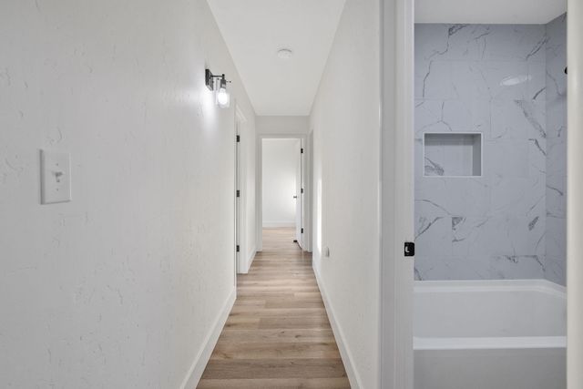 444 E Citrus Drive, Farmersville, CA 93223