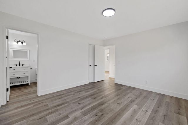 444 E Citrus Drive, Farmersville, CA 93223