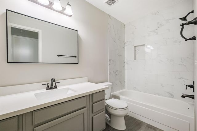 2315 Cunningham Drive, Pearland, TX 77581