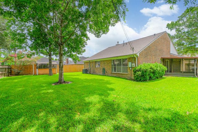2315 Cunningham Drive, Pearland, TX 77581