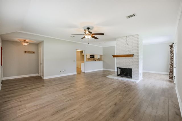 2315 Cunningham Drive, Pearland, TX 77581