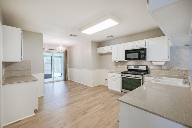 2315 Cunningham Drive, Pearland, TX 77581