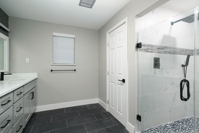 8619 Oak Ledge, San Antonio, TX 78217
