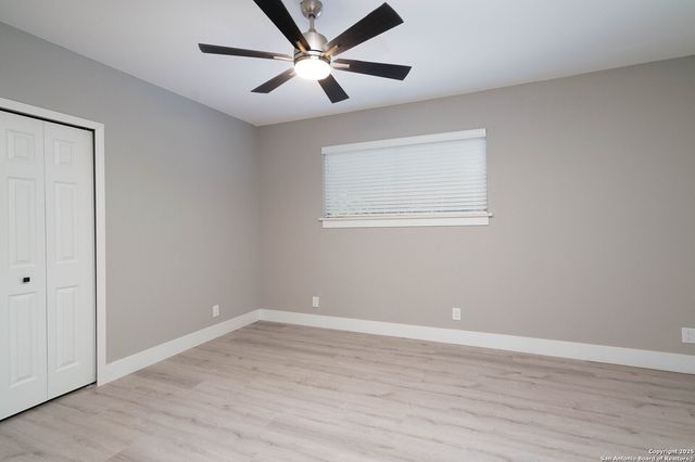 8619 Oak Ledge, San Antonio, TX 78217