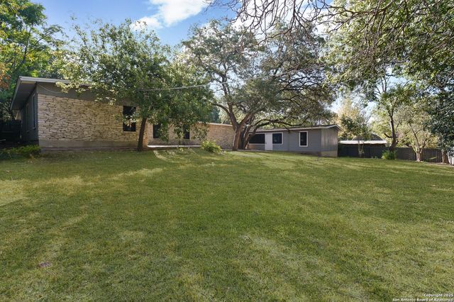 8619 Oak Ledge, San Antonio, TX 78217
