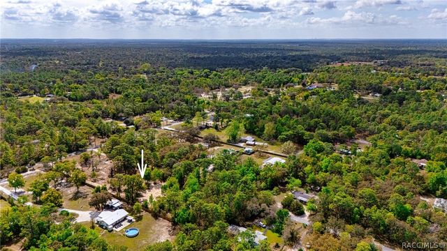 4544 S Slash Pine Avenue, Homosassa, FL 34446