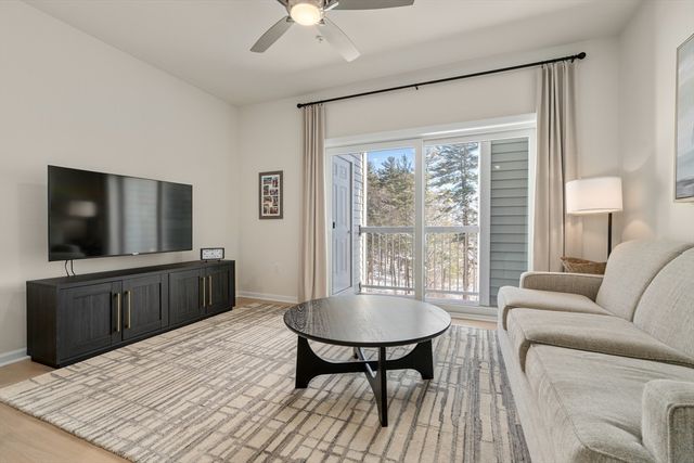 280 Martins Landing 312, North Reading, MA 01864