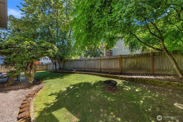 13816 Silver Firs Dr Drive, Everett, WA 98208