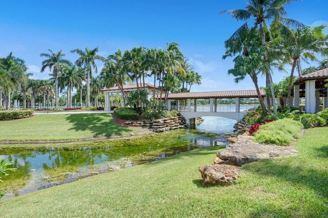 10750 NW 66th St 203, Doral, FL 33178