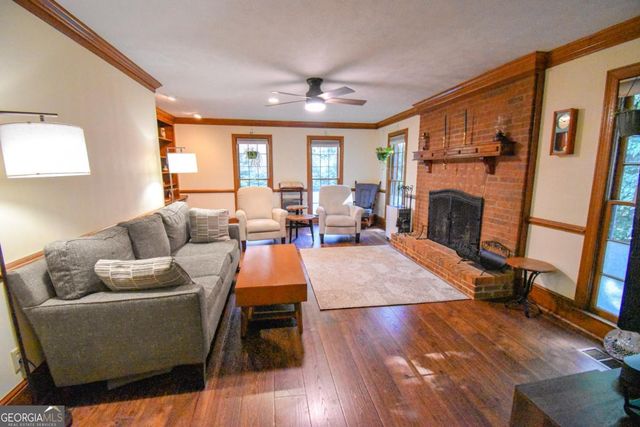 5245 Bowers Brook Drive SW, Lilburn, GA 30047