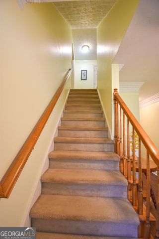 5245 Bowers Brook Drive SW, Lilburn, GA 30047