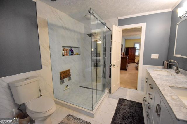 5245 Bowers Brook Drive SW, Lilburn, GA 30047