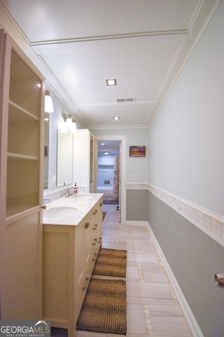 5245 Bowers Brook Drive SW, Lilburn, GA 30047